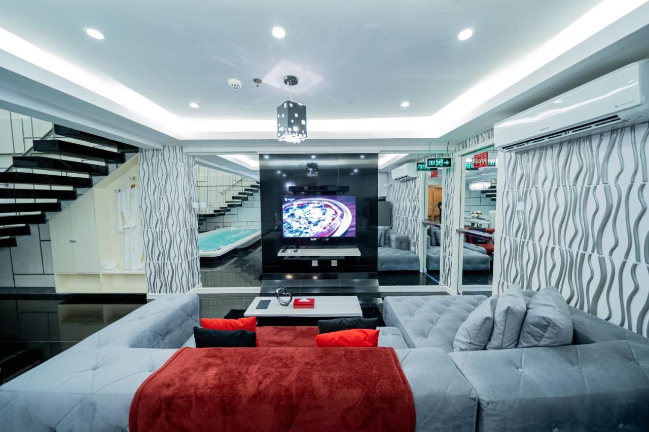 Luks Lofts Hotel & Residences Batangas Екстер'єр фото