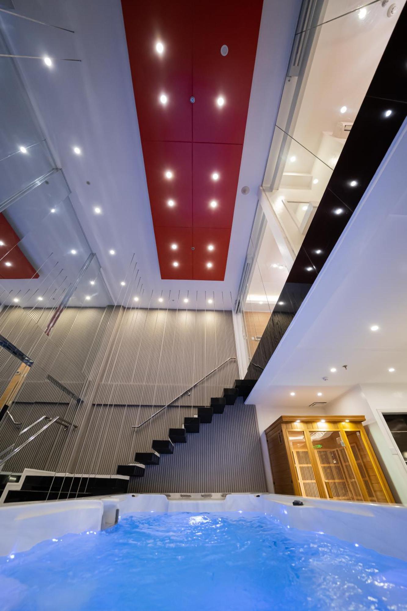 Luks Lofts Hotel & Residences Batangas Екстер'єр фото