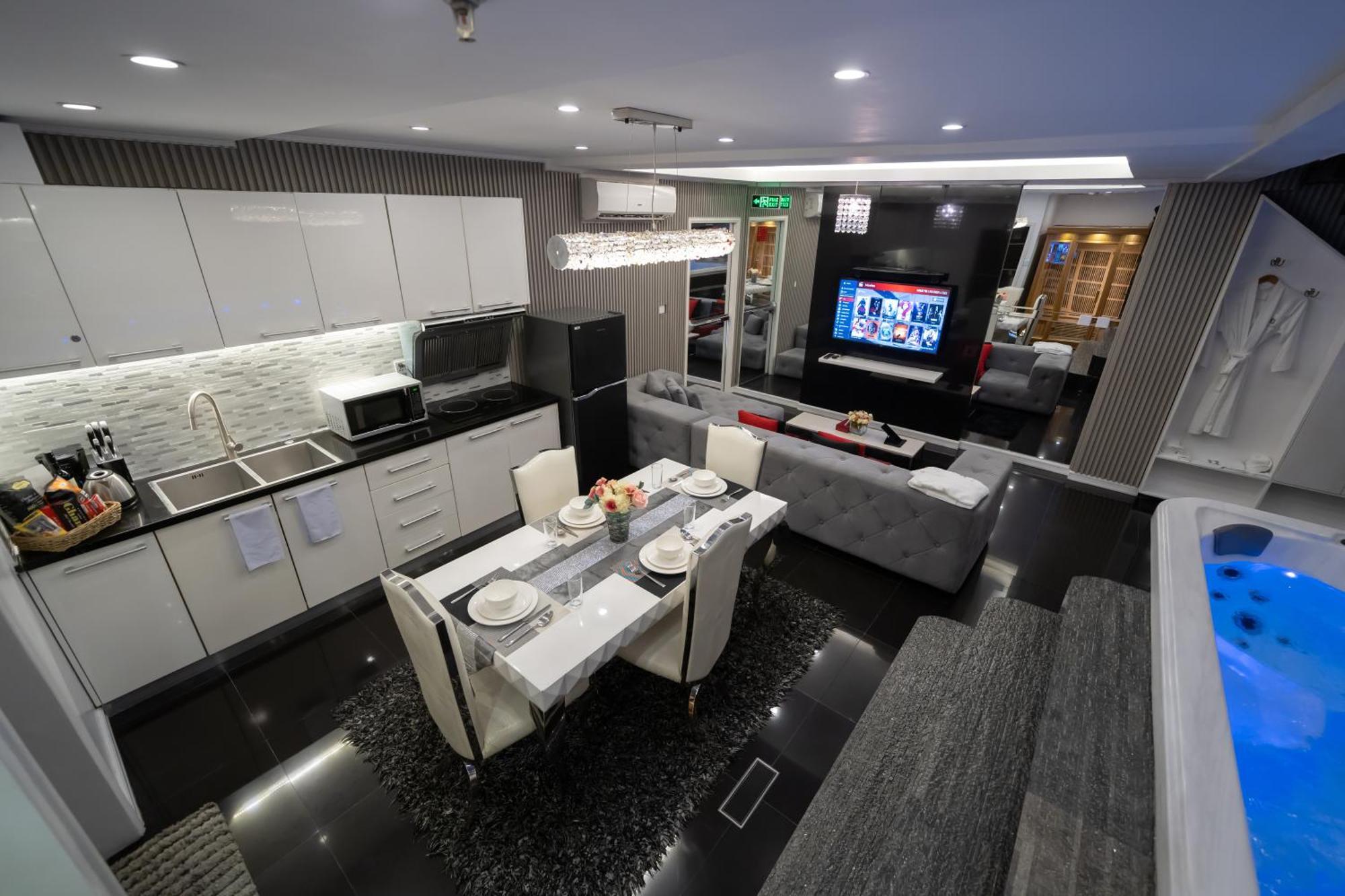 Luks Lofts Hotel & Residences Batangas Екстер'єр фото