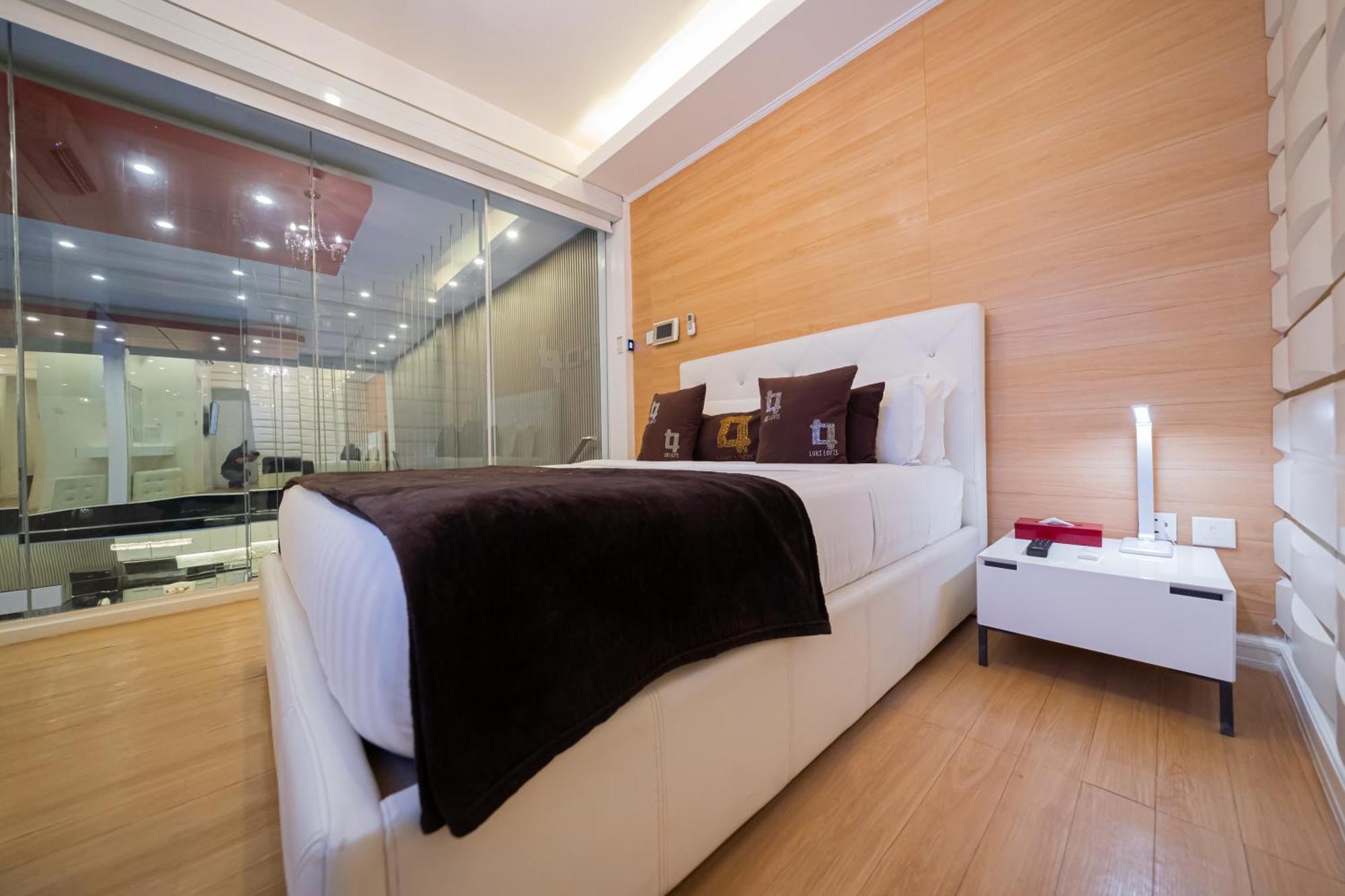 Luks Lofts Hotel & Residences Batangas Екстер'єр фото