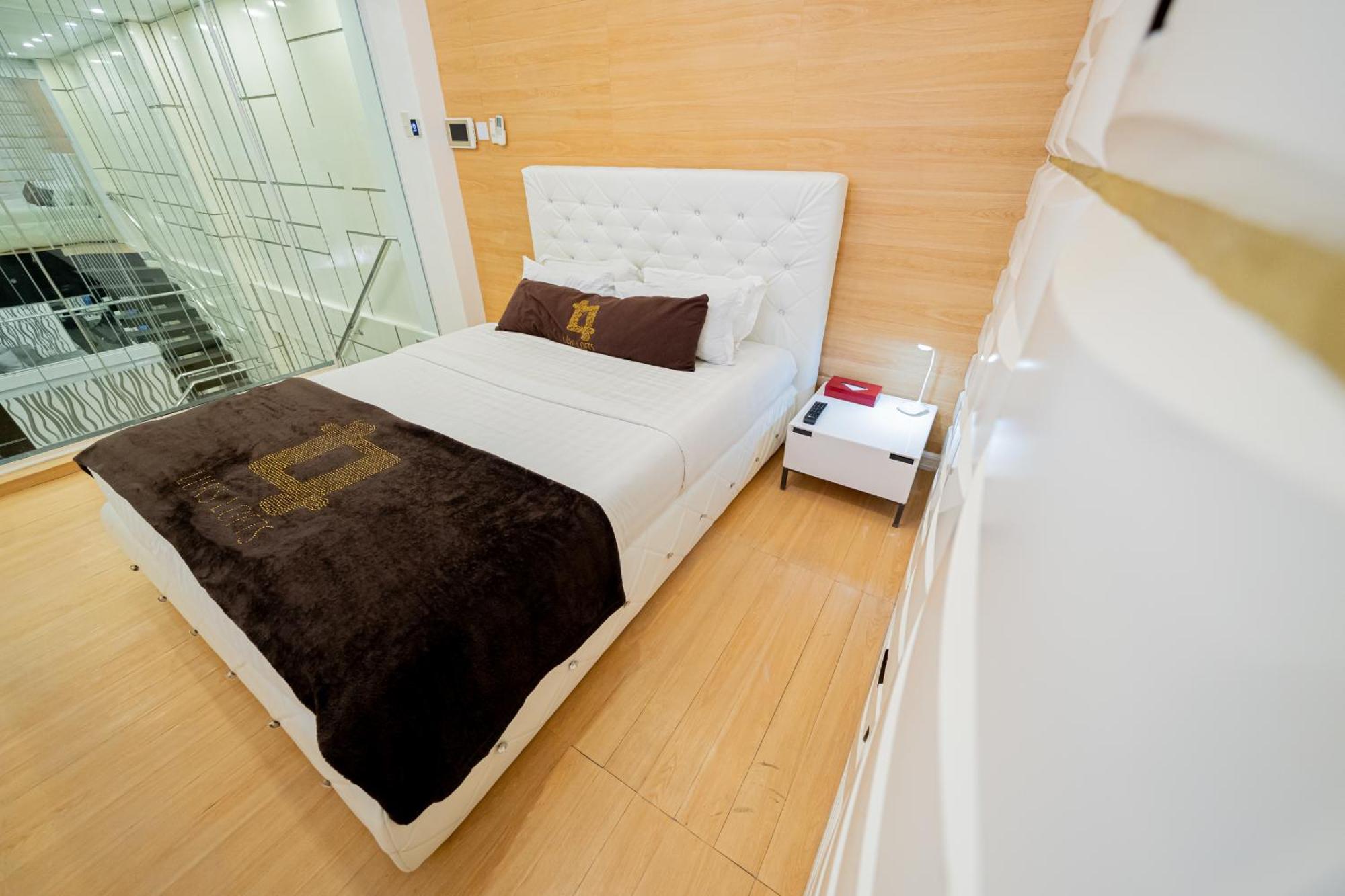 Luks Lofts Hotel & Residences Batangas Екстер'єр фото