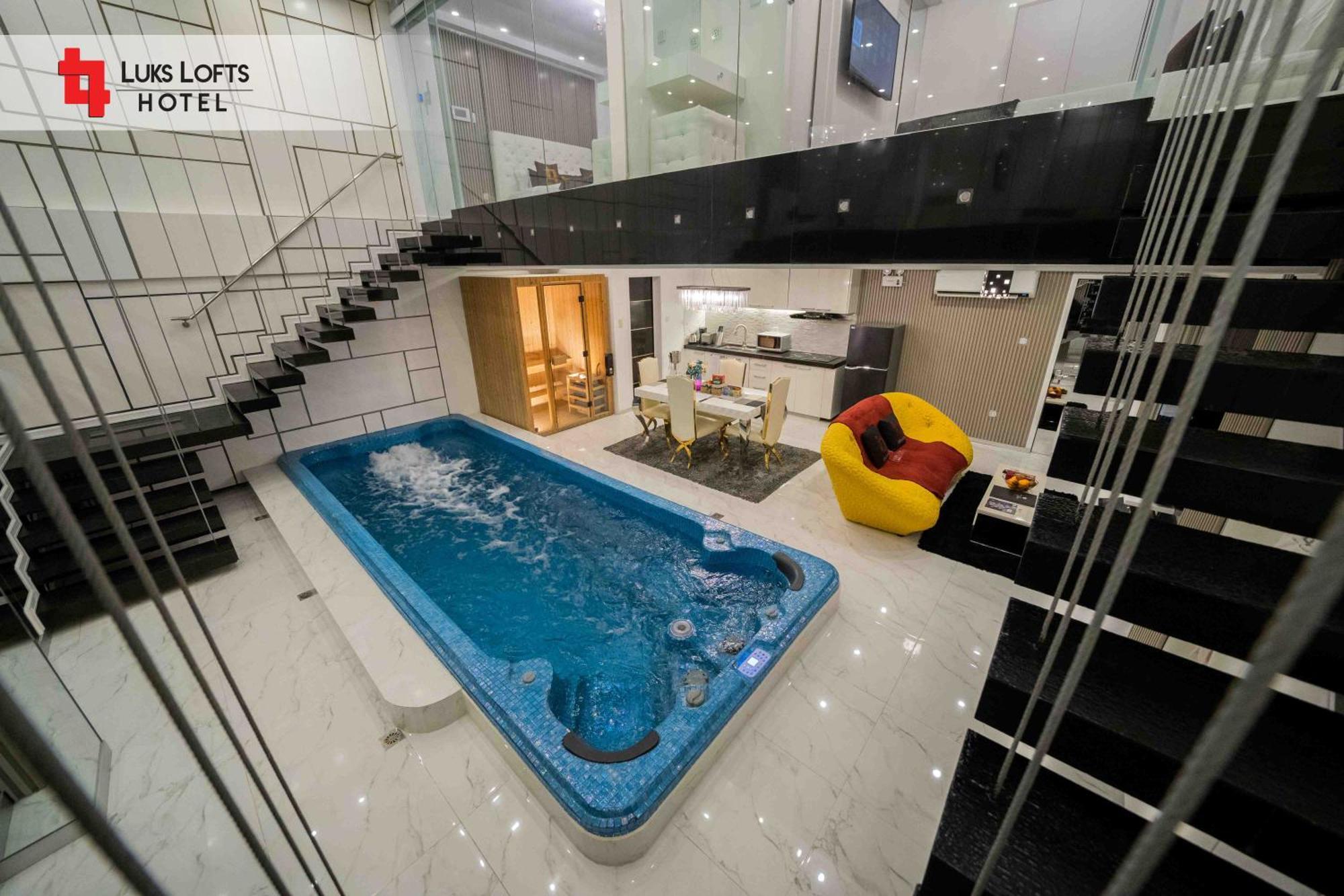 Luks Lofts Hotel & Residences Batangas Екстер'єр фото
